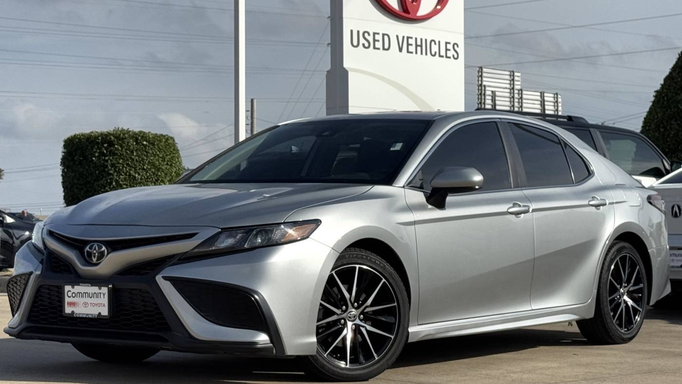 2021 Toyota Camry SE Nightshade — Sedan — 53,038 mi — Baytown, TX