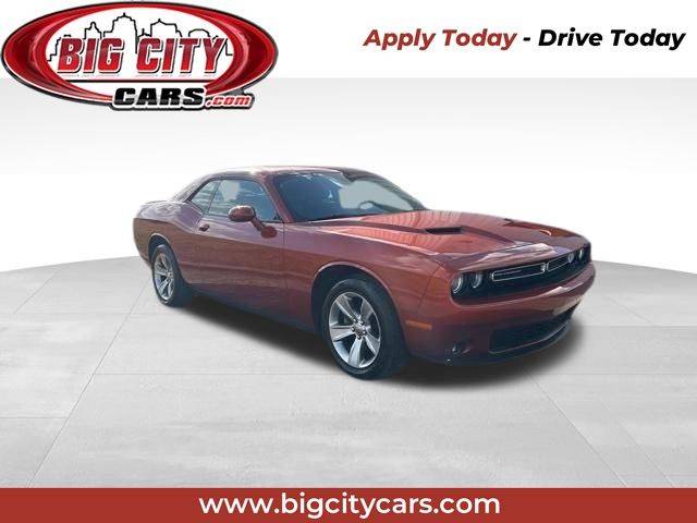 2021 Dodge Challenger SXT — Coupe — 72,660 mi — Fort Wayne, IN