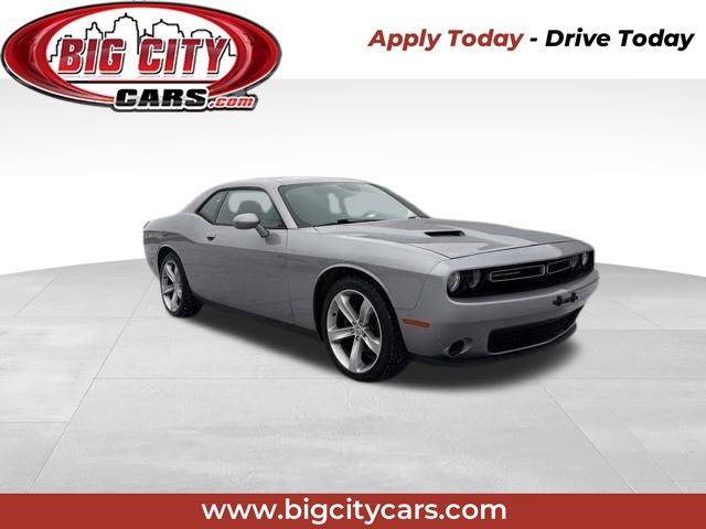 2016 Dodge Challenger SXT