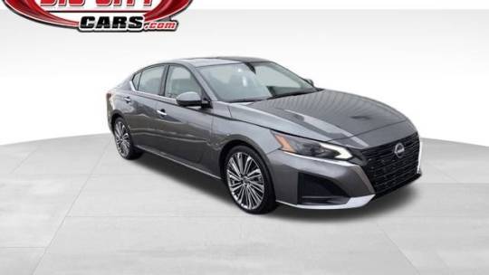 2023 Nissan Altima SL — Sedan — 36,833 mi — Fort Wayne, IN