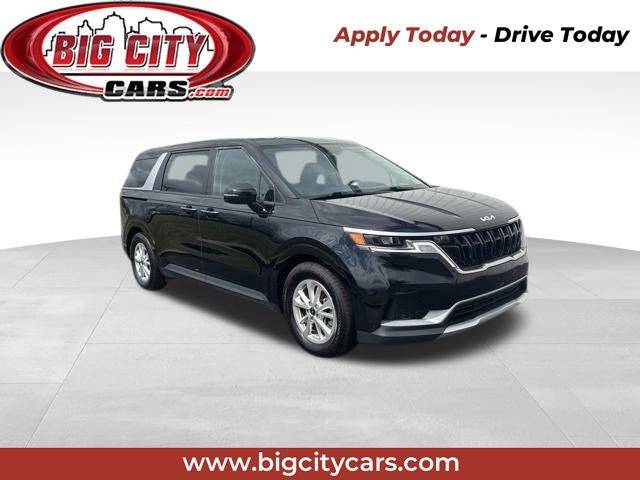 2023 Kia Carnival LXS — Minivan — 43,955 mi — Fort Wayne, IN
