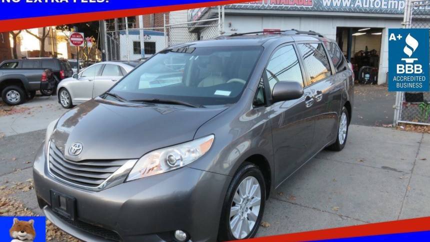 2014 Toyota Sienna XLE — Minivan — 143,355 mi — Brooklyn, NY
