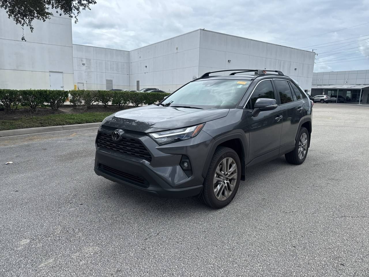 2025 Toyota RAV4 XLE Premium — SUV — 4,268 mi — Sanford, FL