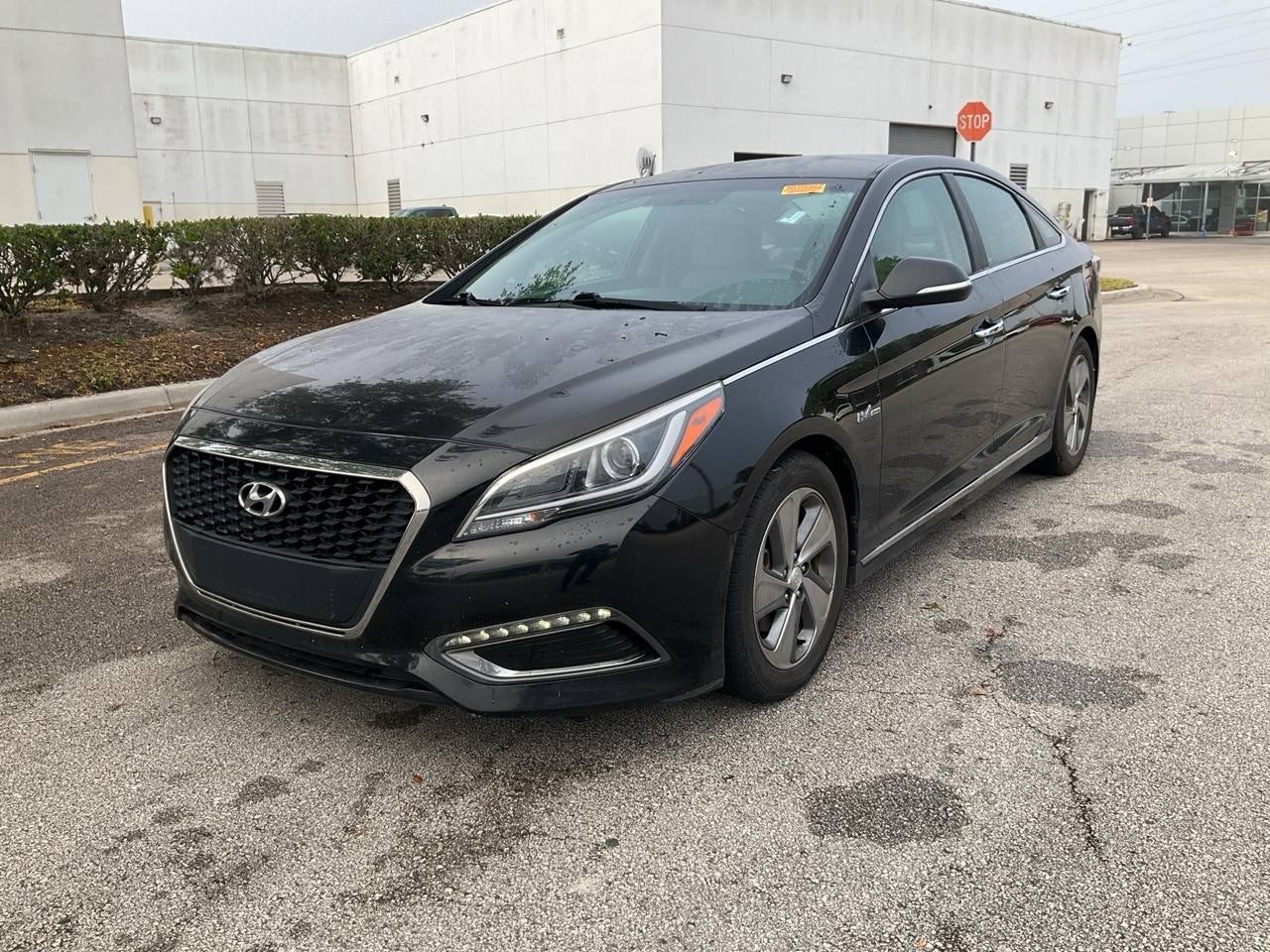 2017 Hyundai Sonata Hybrid Limited — Sedan — 68,495 mi — Sanford, FL