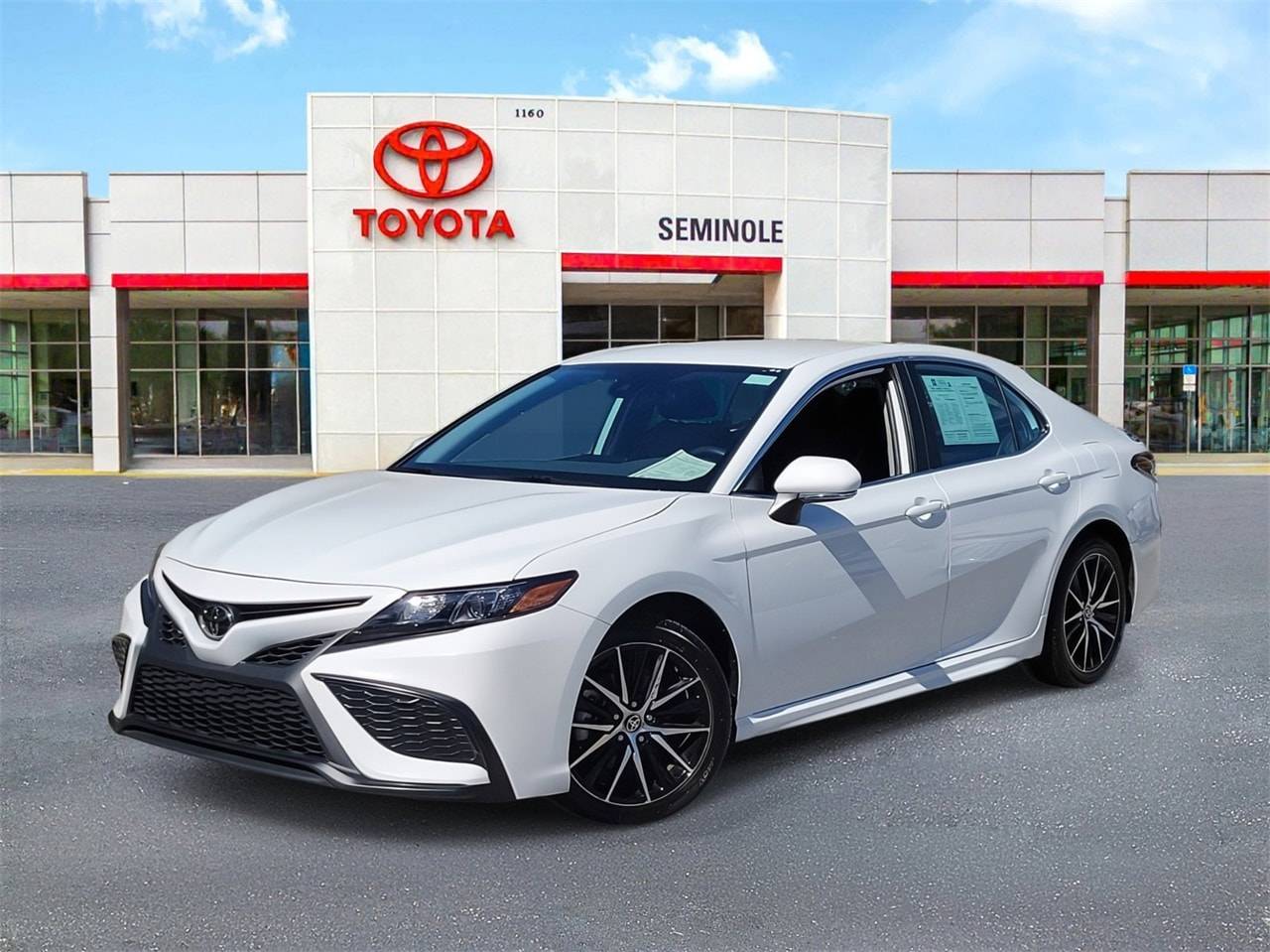 2024 Toyota Camry SE — Sedan — 28,780 mi — Sanford, FL