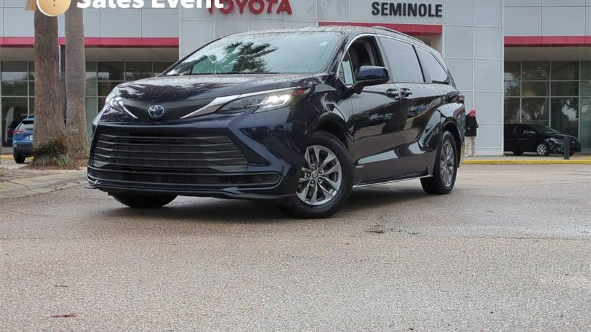 2021 Toyota Sienna LE — Minivan — 113,694 mi — Sanford, FL