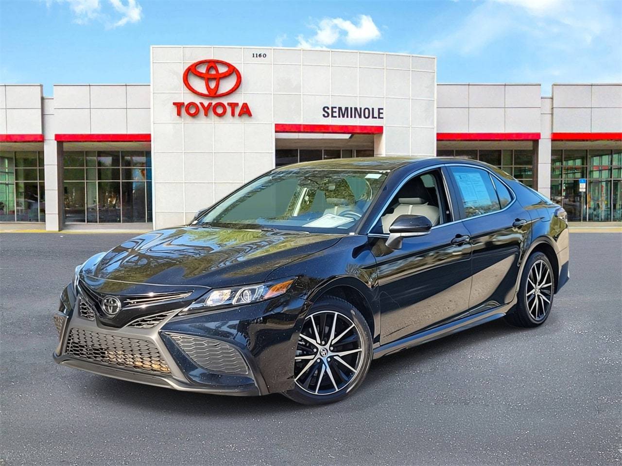 2024 Toyota Camry SE — Sedan — 27,288 mi — Sanford, FL