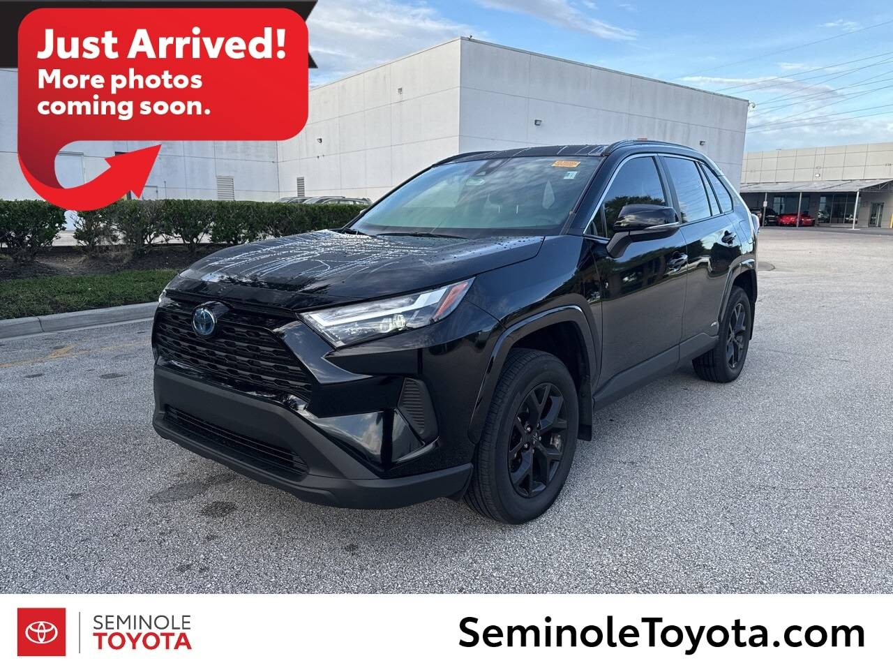 2024 Toyota RAV4 Hybrid XLE — SUV — 13,940 mi — Sanford, FL