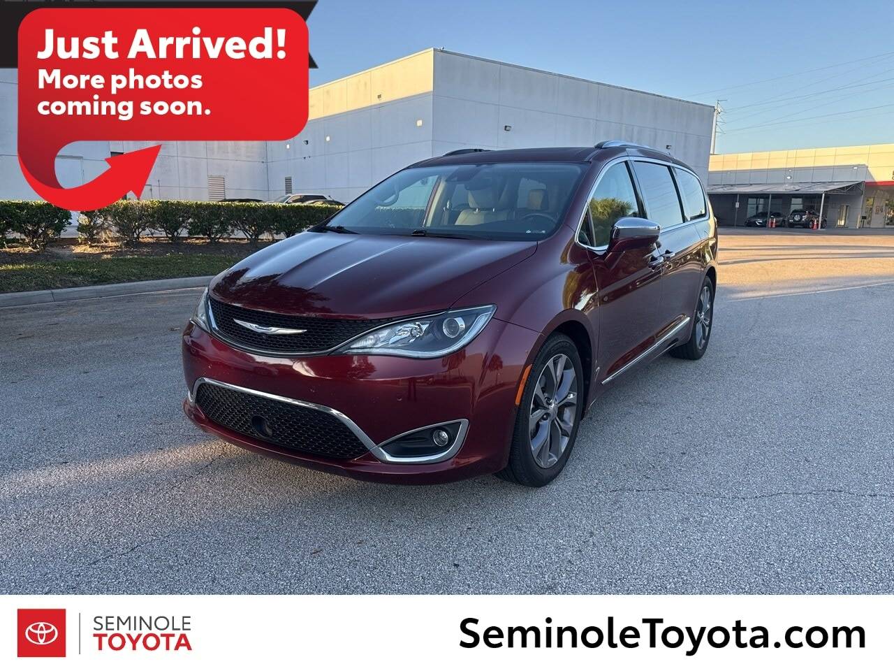 2018 Chrysler Pacifica Limited — Minivan — 47,436 mi — Sanford, FL
