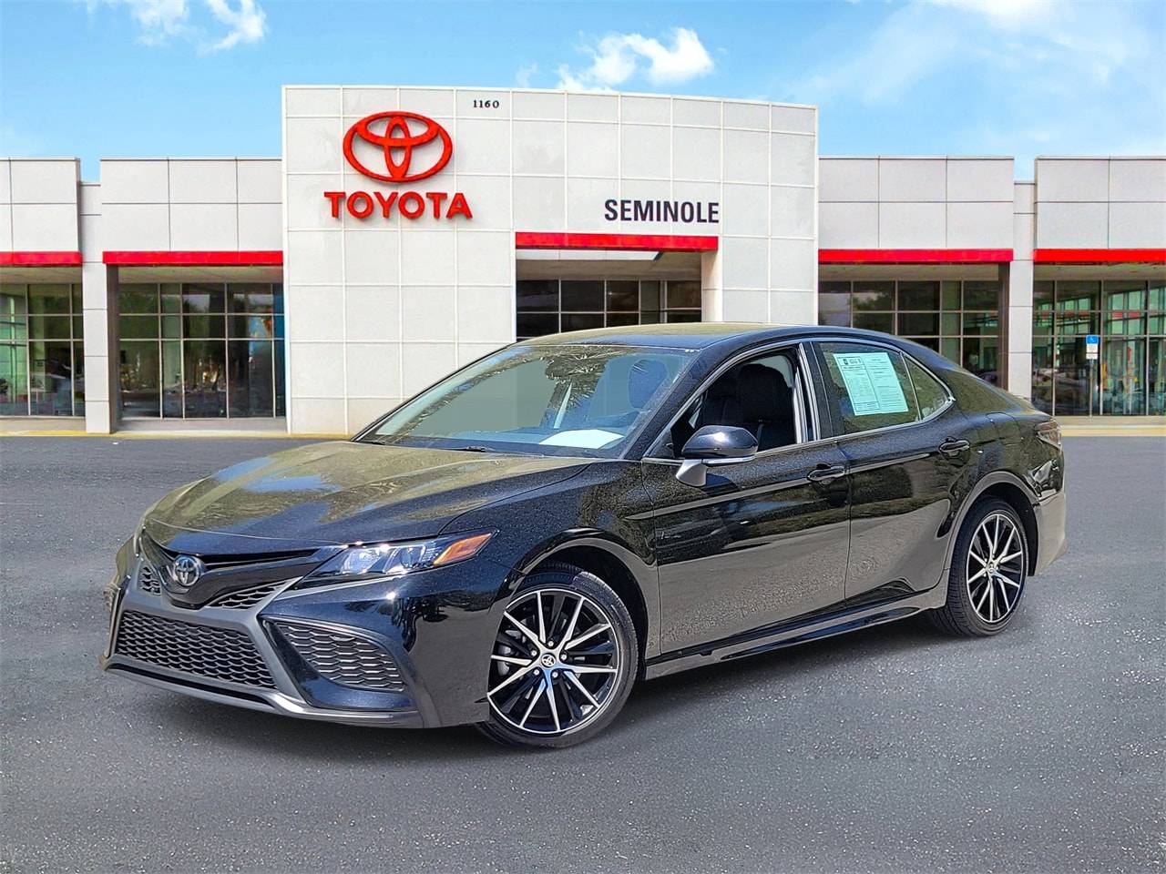 2024 Toyota Camry SE — Sedan — 21,410 mi — Sanford, FL