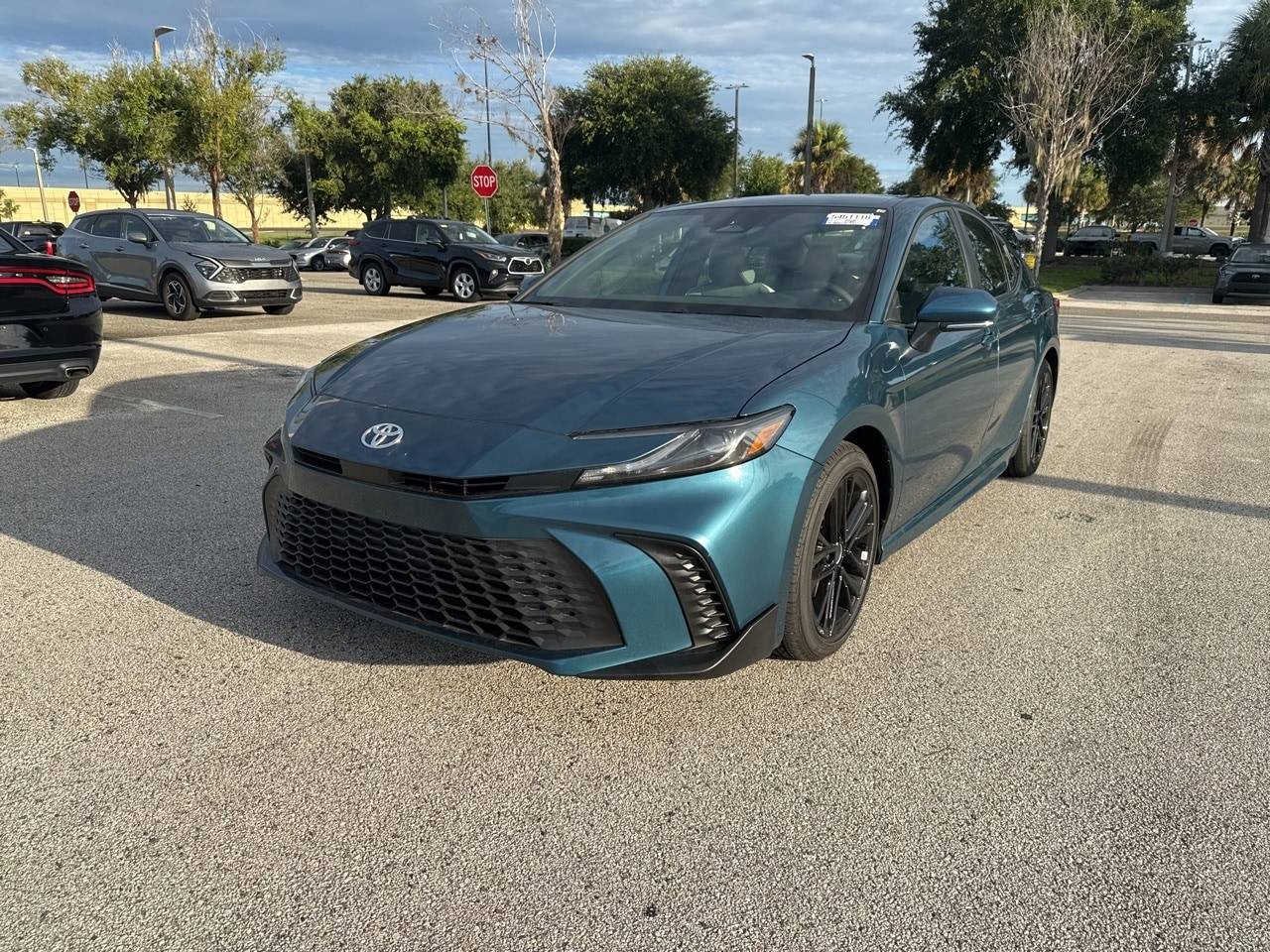 2025 Toyota Camry Hybrid SE — Sedan — 5 mi — Sanford, FL