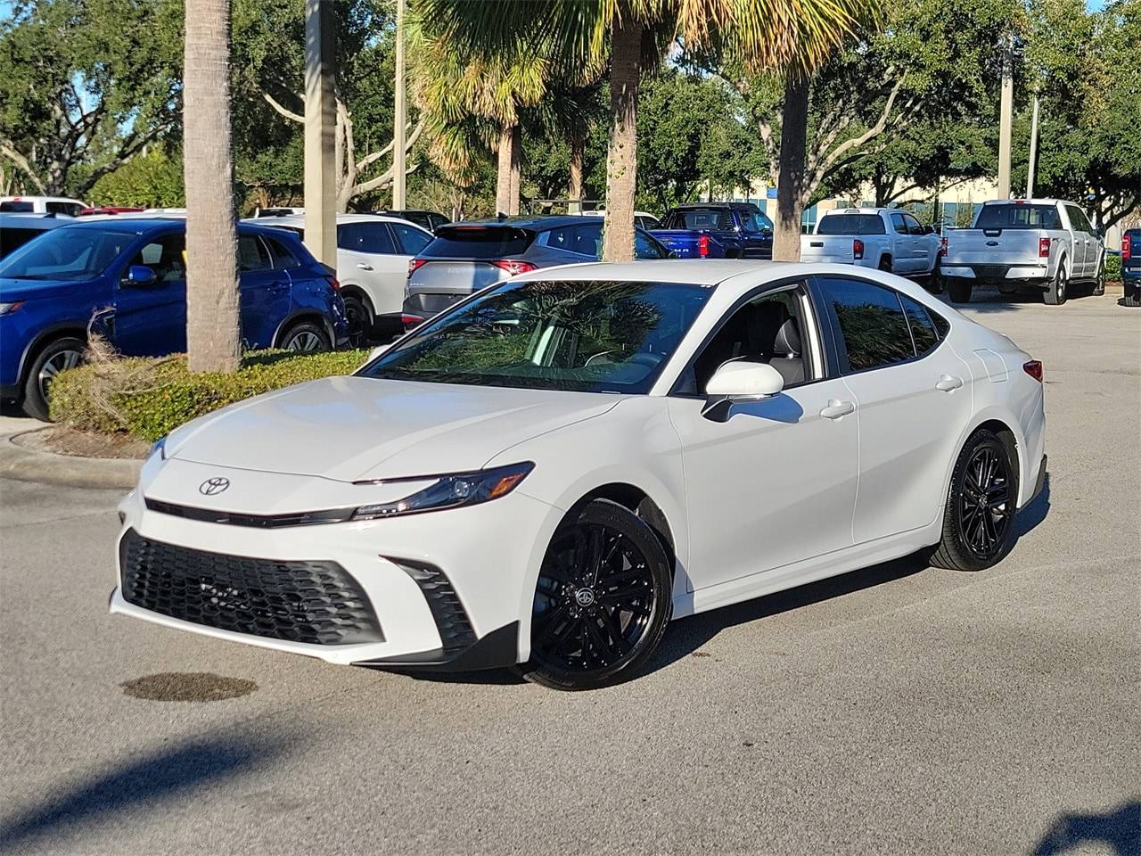 2025 Toyota Camry Hybrid SE — Sedan — 3,189 mi — Sanford, FL