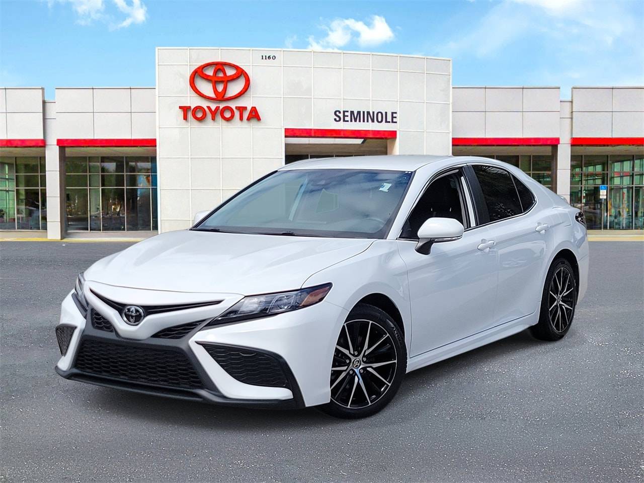 2024 Toyota Camry SE — Sedan — 50,180 mi — Sanford, FL