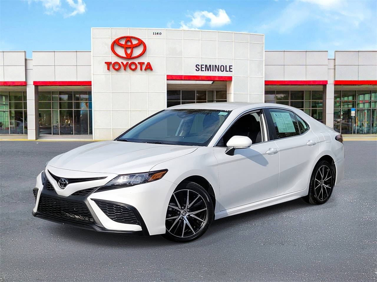 2024 Toyota Camry SE — Sedan — 17,546 mi — Sanford, FL
