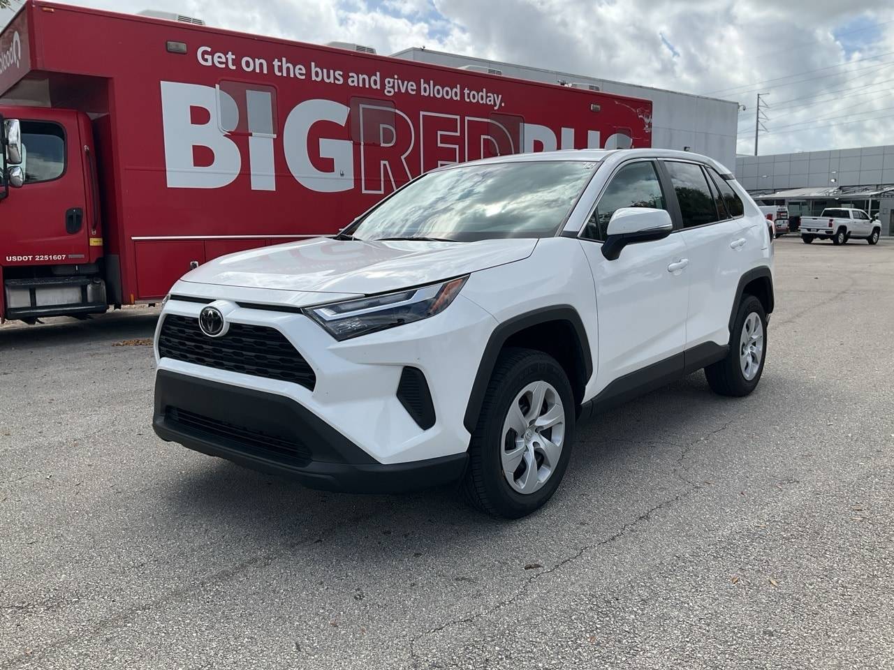 2024 Toyota RAV4 LE — SUV — 10,331 mi — Sanford, FL