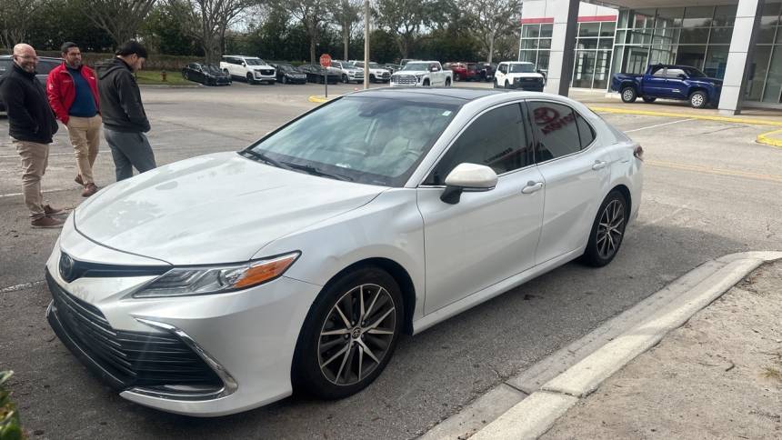 2021 Toyota Camry XLE — Sedan — 62,600 mi — Sanford, FL