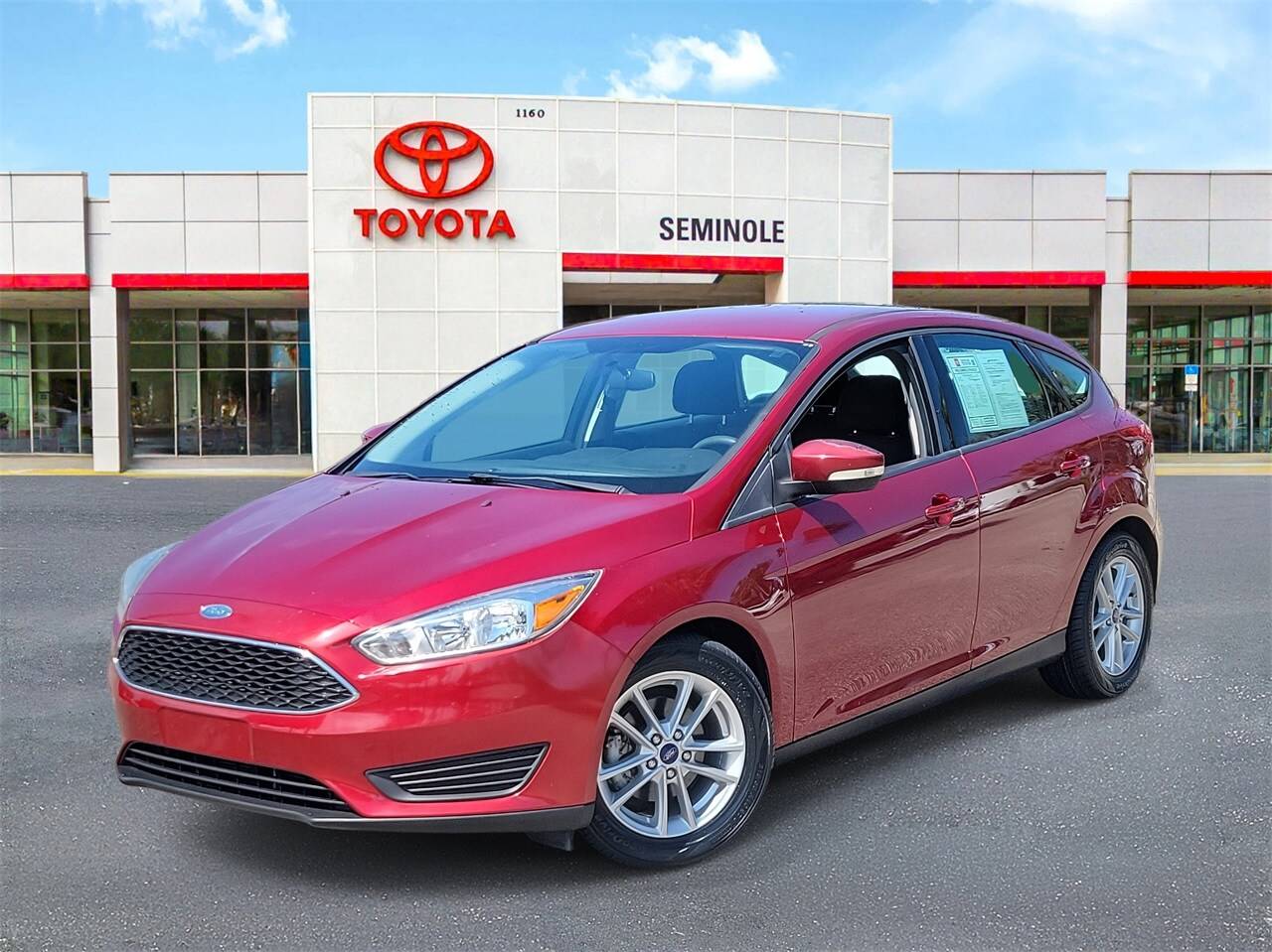 2017 Ford Focus SE — Hatchback — 26,578 mi — Sanford, FL