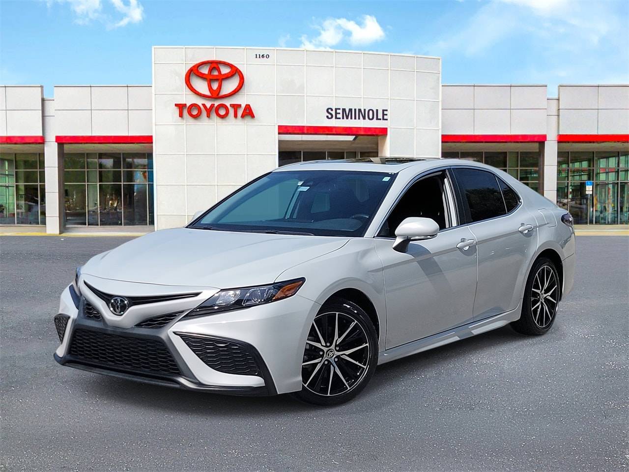 2023 Toyota Camry SE — Sedan — 17,065 mi — Sanford, FL