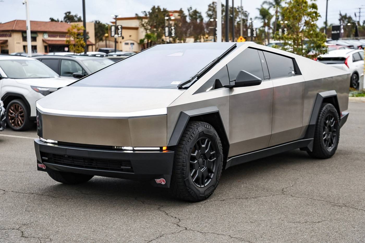 2024 Tesla Cybertruck Standard — Pickup Truck — 16,991 mi — Huntington Beach, CA