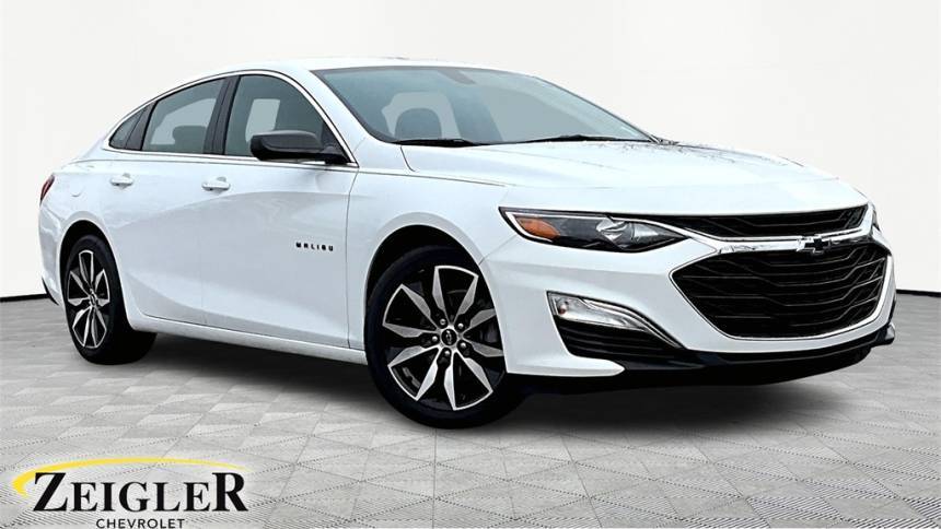 2022 Chevrolet Malibu RS — Sedan — 17,540 mi — Schaumburg, IL