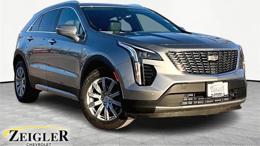 2023 Cadillac XT4 Premium Luxury — SUV — 31,777 mi — Schaumburg, IL