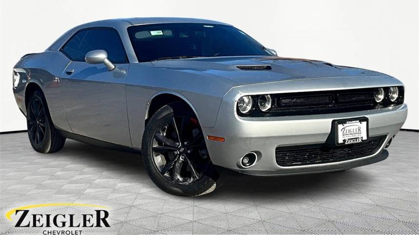 2023 Dodge Challenger SXT — Coupe — 25,516 mi — Schaumburg, IL