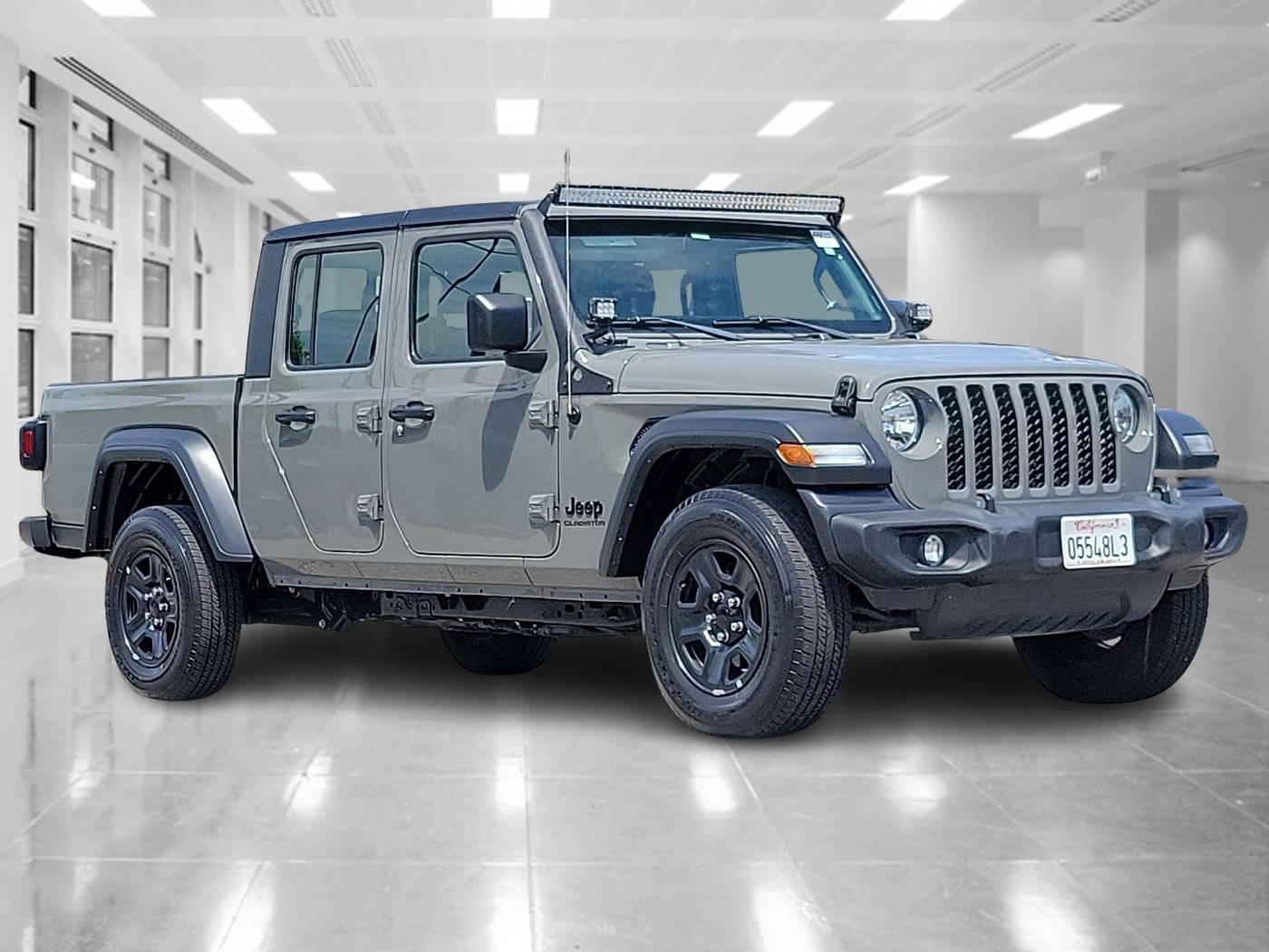 2022 Jeep Gladiator Sport — Pickup Truck — 24,001 mi — Alhambra, CA