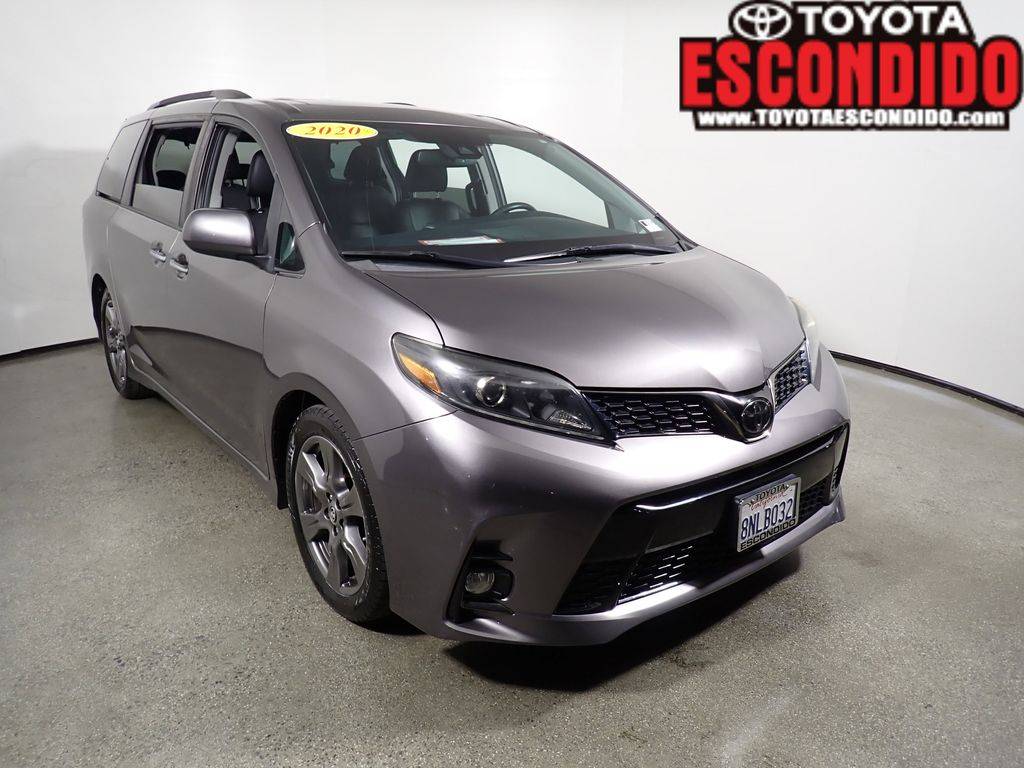 2020 Toyota Sienna SE Premium — Minivan — 46,278 mi — Escondido, CA