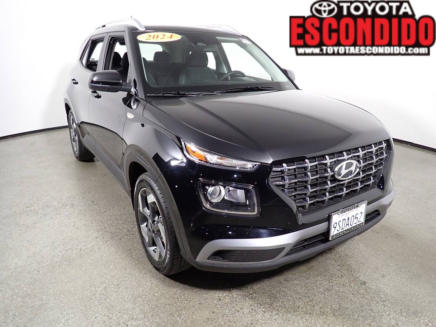2024 Hyundai Venue SEL — SUV — 3,387 mi — Escondido, CA