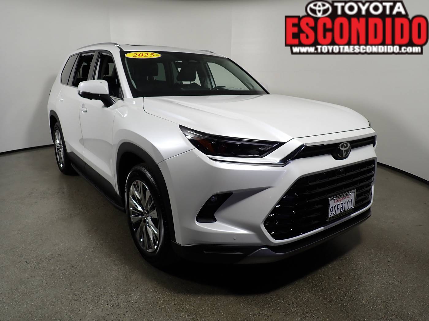 2025 Toyota Grand Highlander XLE — SUV — 830 mi — Escondido, CA