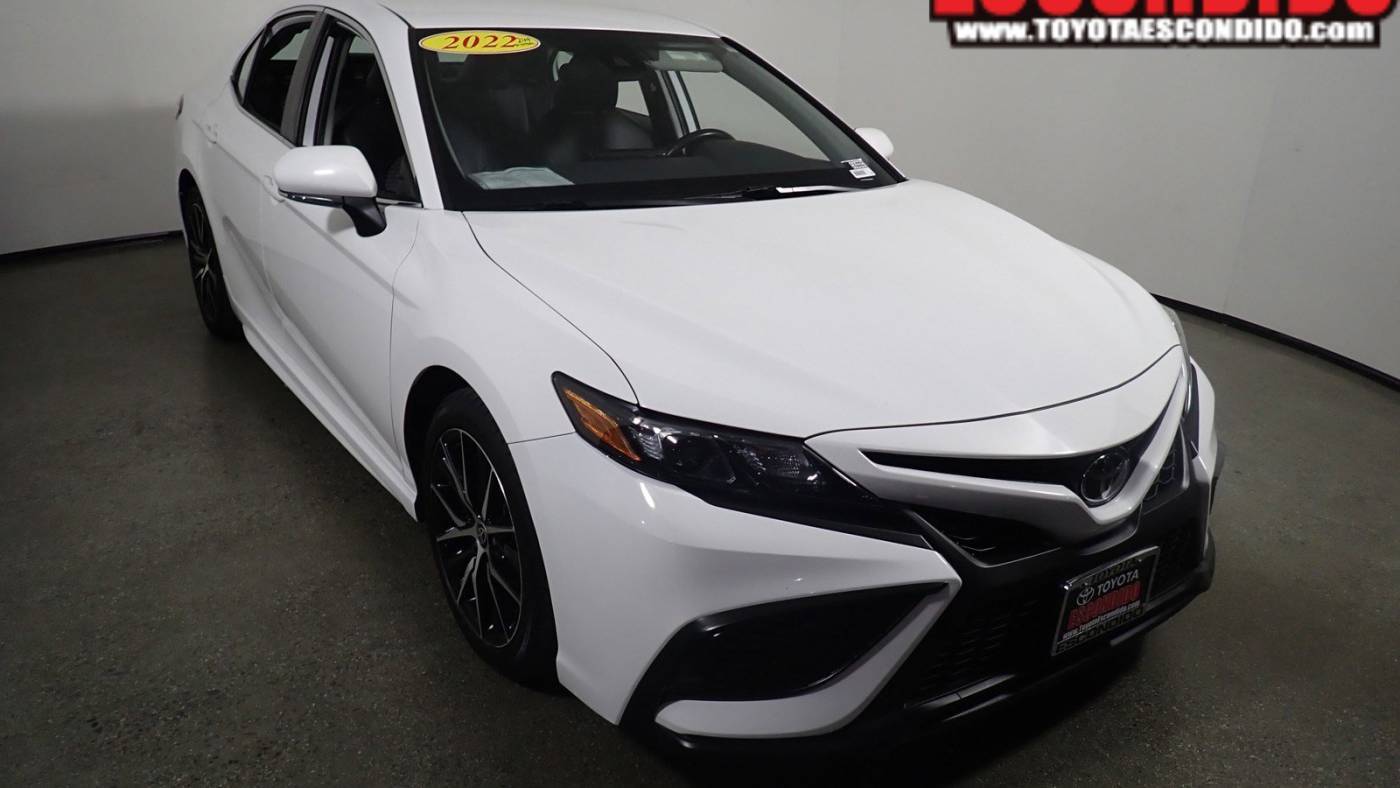 2022 Toyota Camry SE — Sedan — 59,582 mi — Escondido, CA