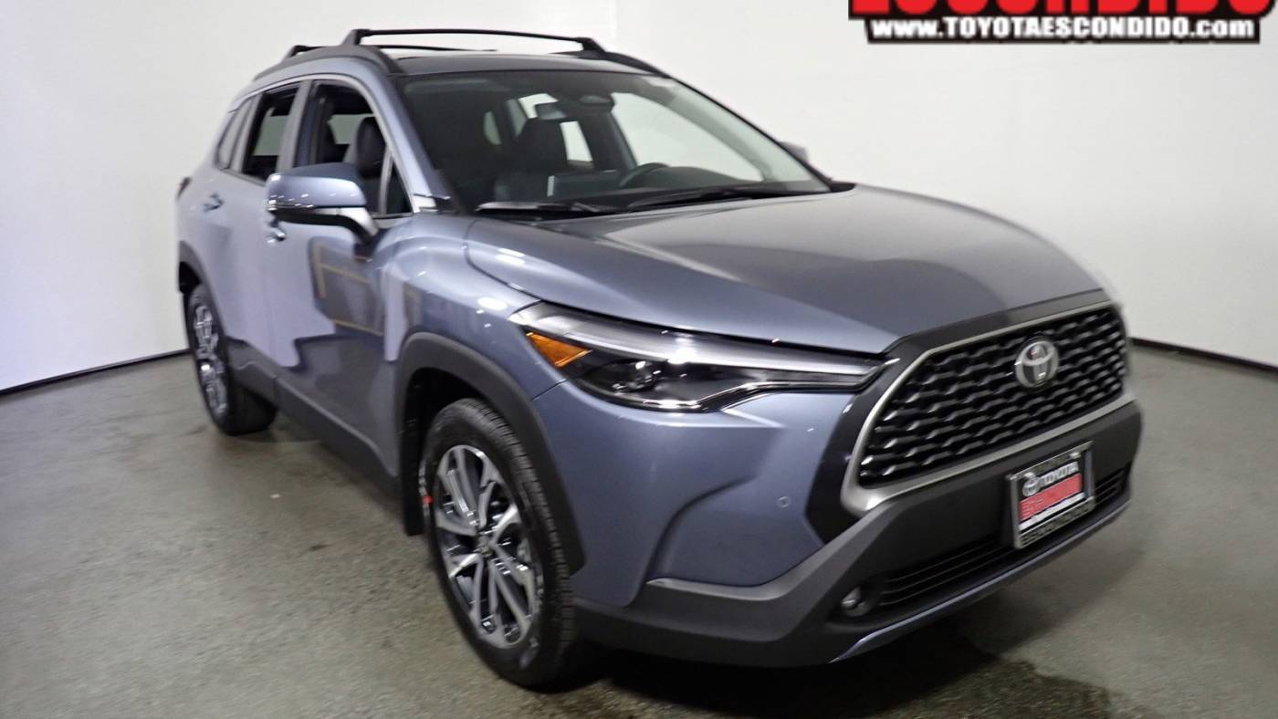 2024 Toyota Corolla Cross XLE — SUV — 10,472 mi — Escondido, CA