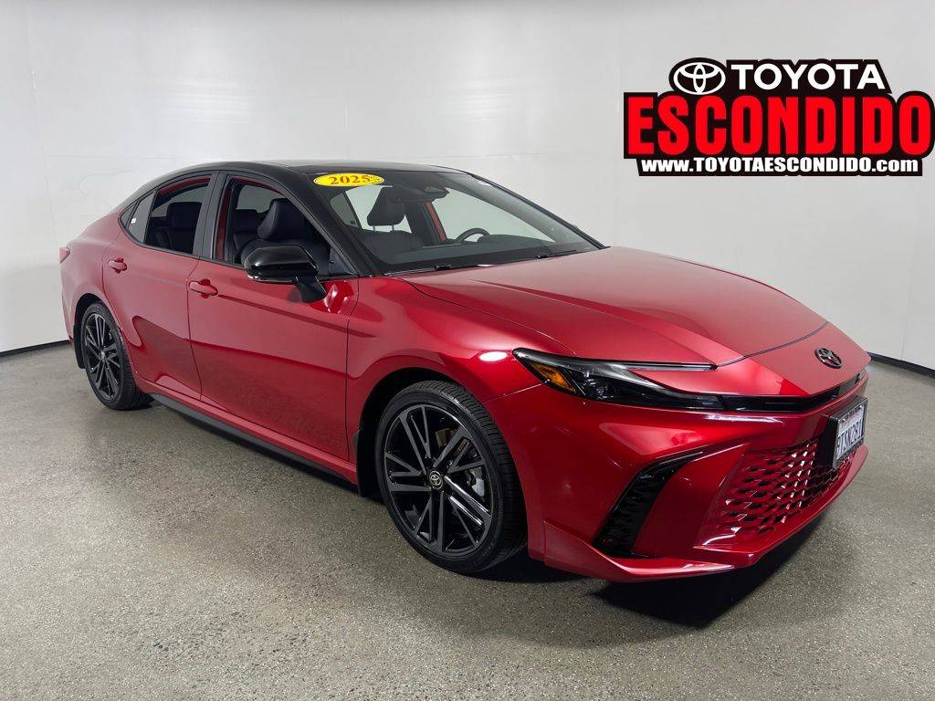 2025 Toyota Camry Hybrid LE — Sedan — 2,720 mi — Escondido, CA