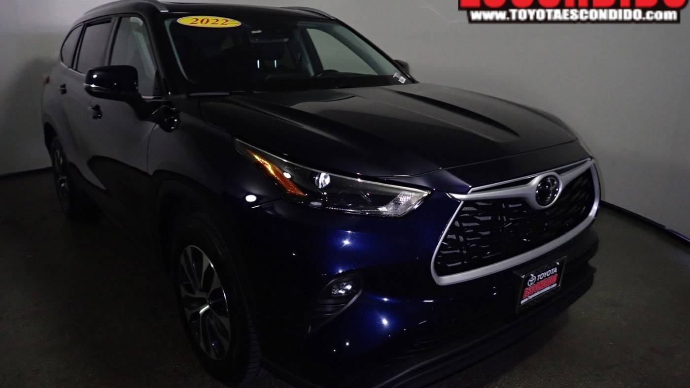 2022 Toyota Highlander XLE — SUV — 61,462 mi — Escondido, CA