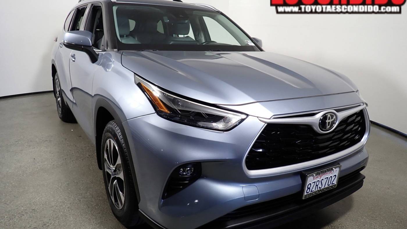 2022 Toyota Highlander XLE — SUV — 37,532 mi — Escondido, CA
