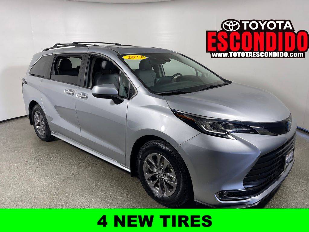 2023 Toyota Sienna XLE — Minivan — 43,274 mi — Escondido, CA
