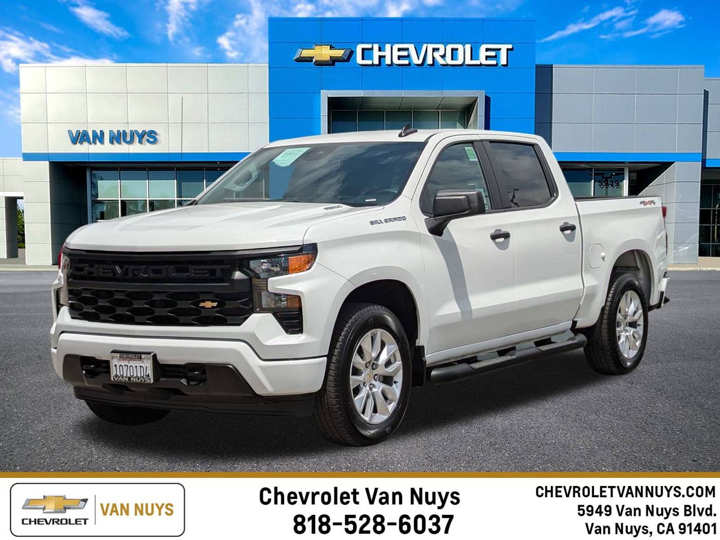 2025 Chevrolet Silverado 1500 Custom — Pickup Truck — 5,902 mi — Van Nuys, CA