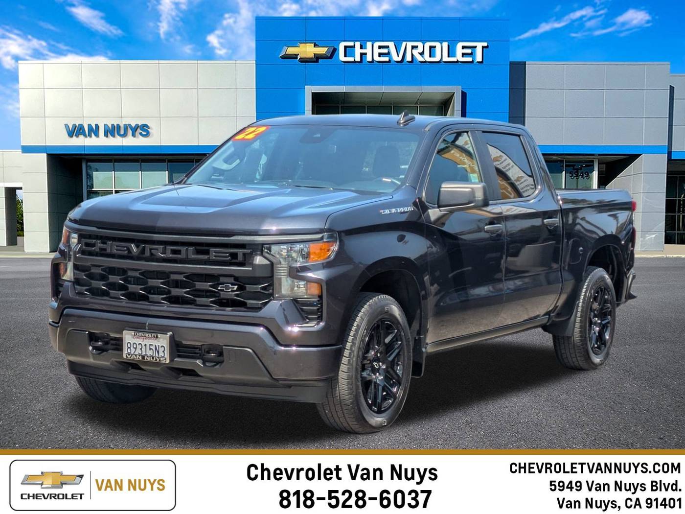 2022 Chevrolet Silverado 1500 Custom — Pickup Truck — 18,200 mi — Van Nuys, CA