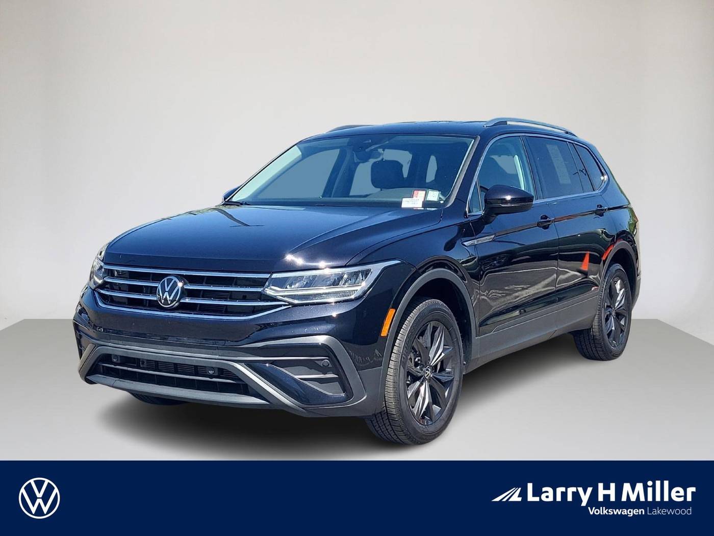 2024 Volkswagen Tiguan SE — SUV — 2,942 mi — Lakewood, CO