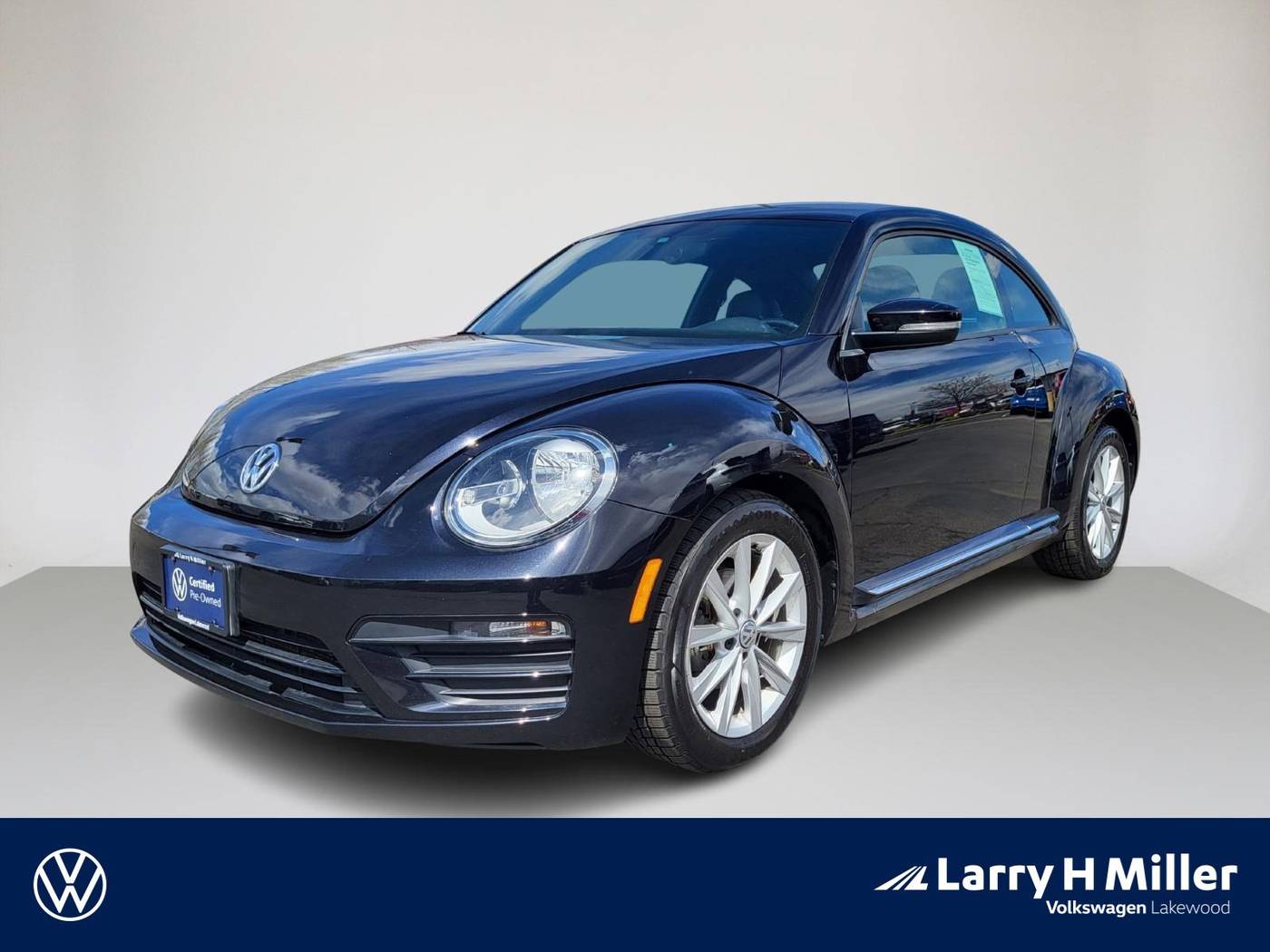 2018 Volkswagen Beetle Coast — Coupe — 30,072 mi — Lakewood, CO
