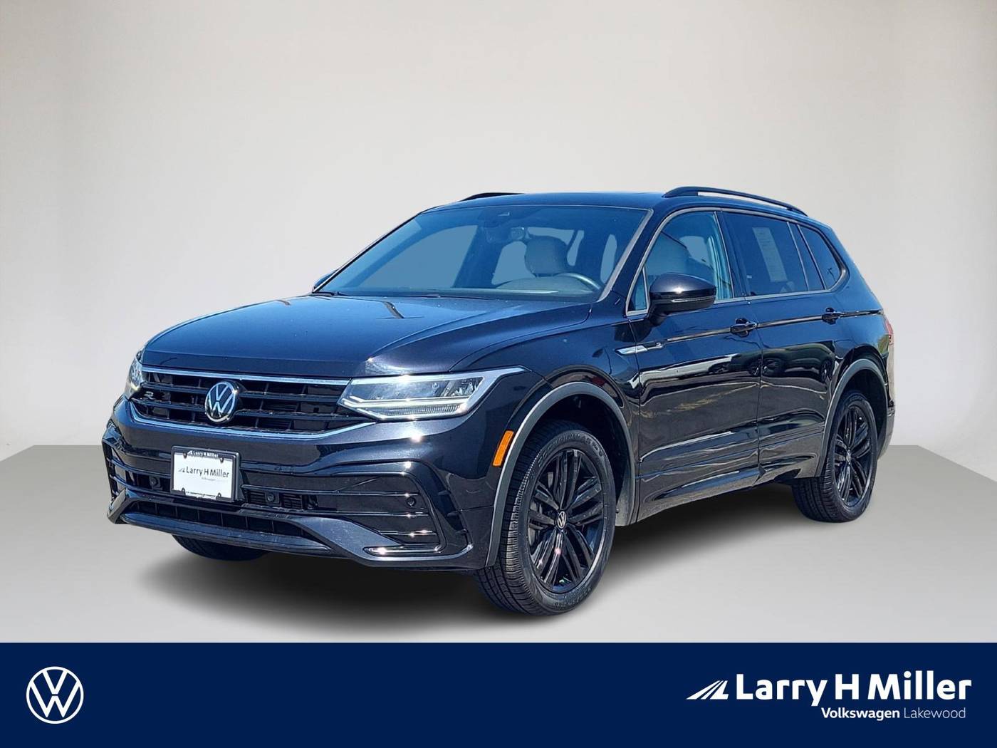 2022 Volkswagen Tiguan SE R-Line Black — SUV — 28,893 mi — Lakewood, CO