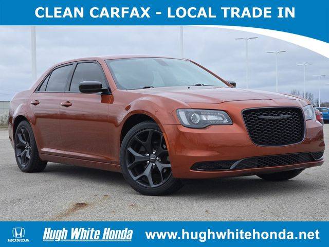 2020 Chrysler 300 Touring — Sedan — 25,540 mi — Columbus, OH