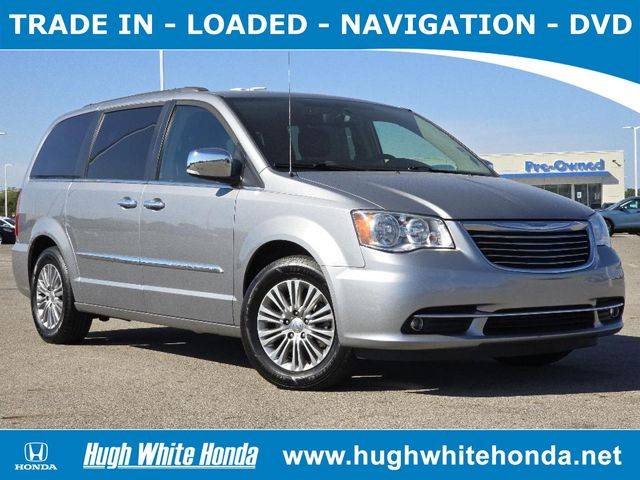2016 Chrysler Town & Country Touring-L Anniversary Edition — Minivan — 108,665 mi — Columbus, OH