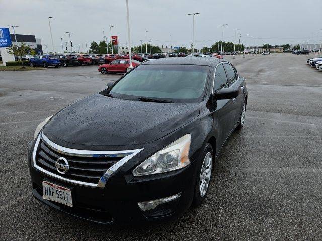 2014 Nissan Altima 2.5 S — Sedan — 124,154 mi — Columbus, OH