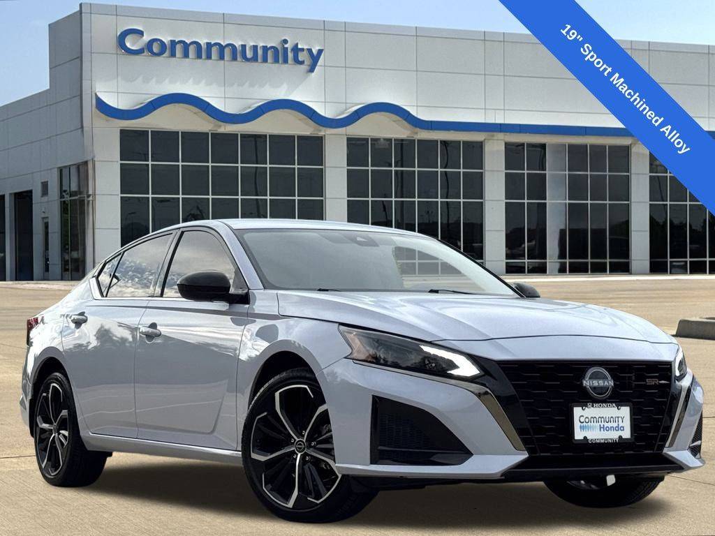 2025 Nissan Altima SR — Sedan — 19,862 mi — Baytown, TX