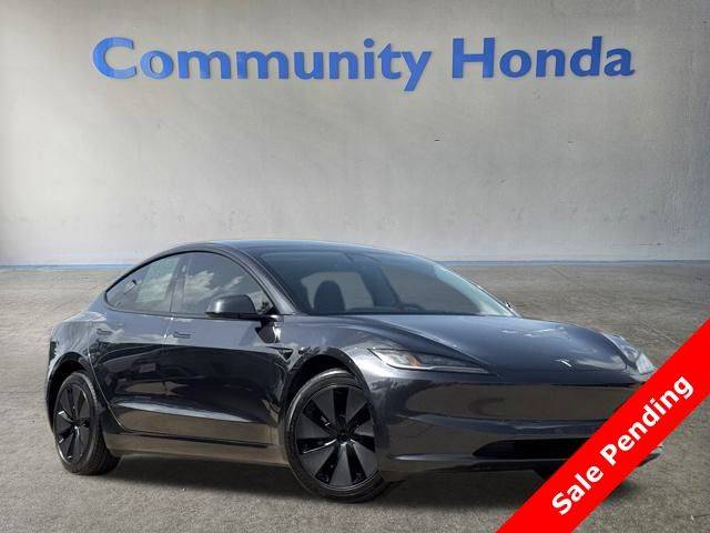 2025 Tesla Model 3 Long Range — Sedan — 4,452 mi — Baytown, TX