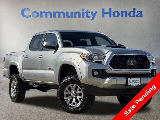 2018 Toyota Tacoma SR — Pickup Truck — 97,401 mi — Baytown, TX