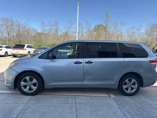 2014 Toyota Sienna L — Minivan — 149,441 mi — Baytown, TX