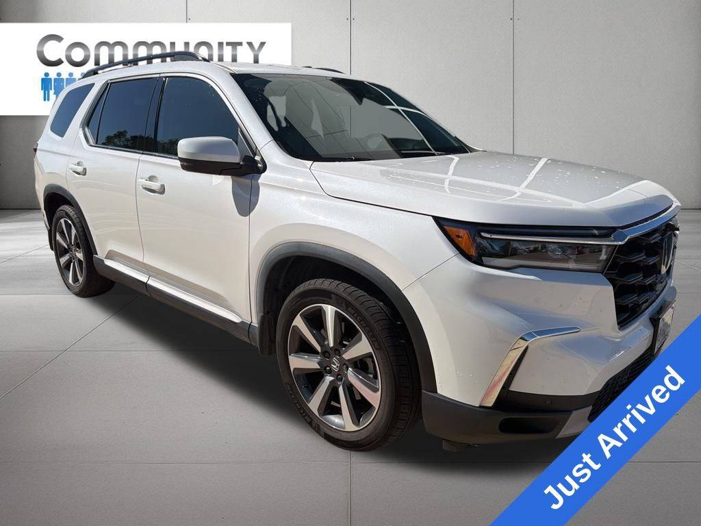 2023 Honda Pilot Touring — SUV — 24,478 mi — Baytown, TX