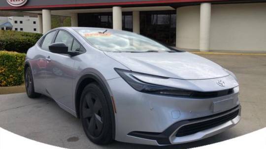 2023 Toyota Prius Prime SE — Hatchback — 29,966 mi — Cleveland, TN